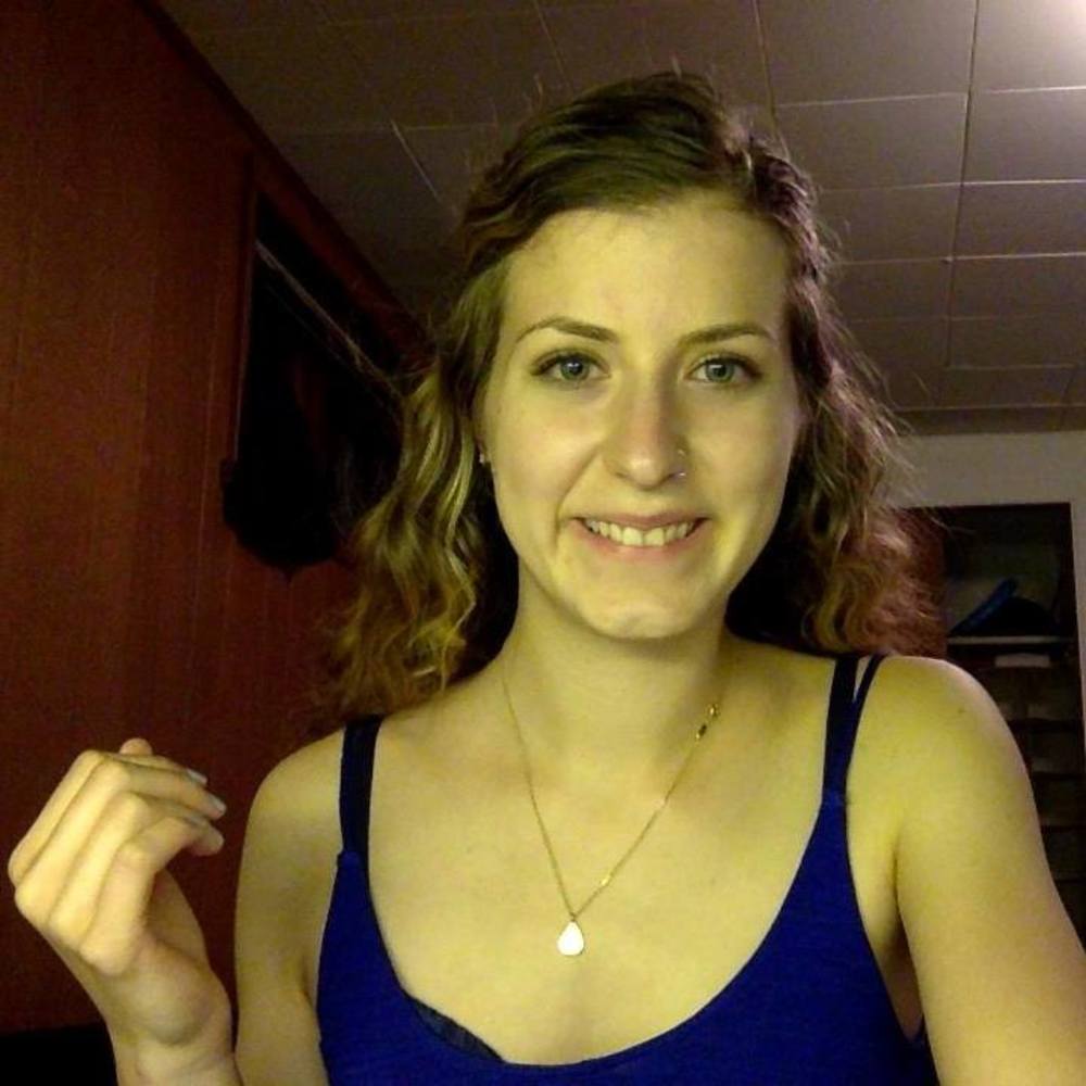 Meet your Posher, Shoshana